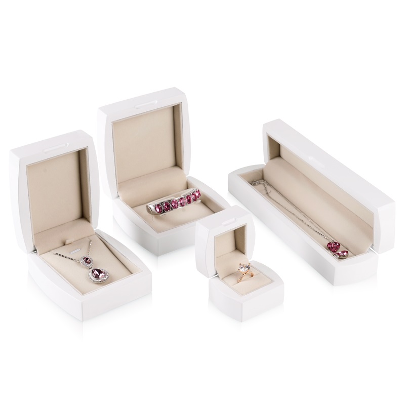 H023 piano finish wooden box